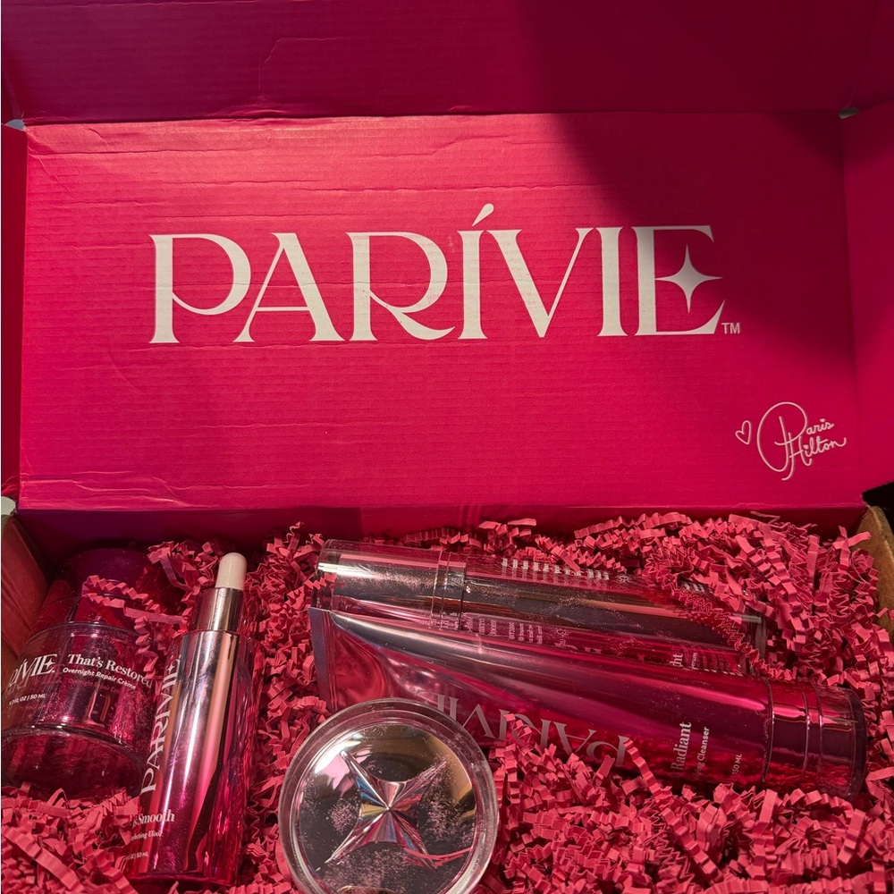 Parivie Pink Women’s Skincare Set